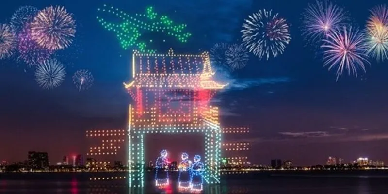Đón giao thừa cùng màn trình diễn drone light show tết