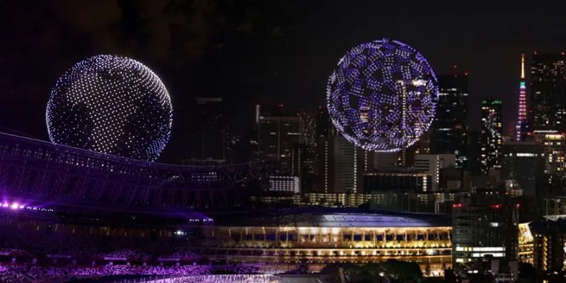 Trình diễn nghệ thuật bằng máy bay không người lái tại Thế vận hội Tokyo 2020